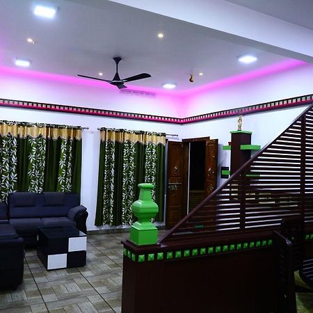 Sri Lakshmi Gardens Thekkady Exterior foto